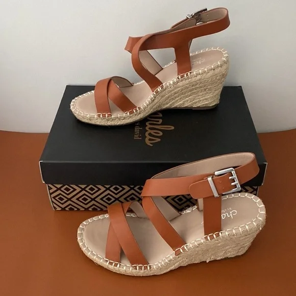 CHARLES BY CHARLES DAVID Norway Ankle Strap Espadrille Wedge Sandals Brown Sz 8 - Picture 4 of 5